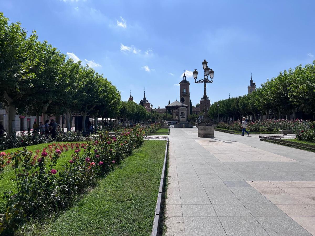 Sonar En La Plaza Cervantes 3 Алькала-де-Энарес Экстерьер фото